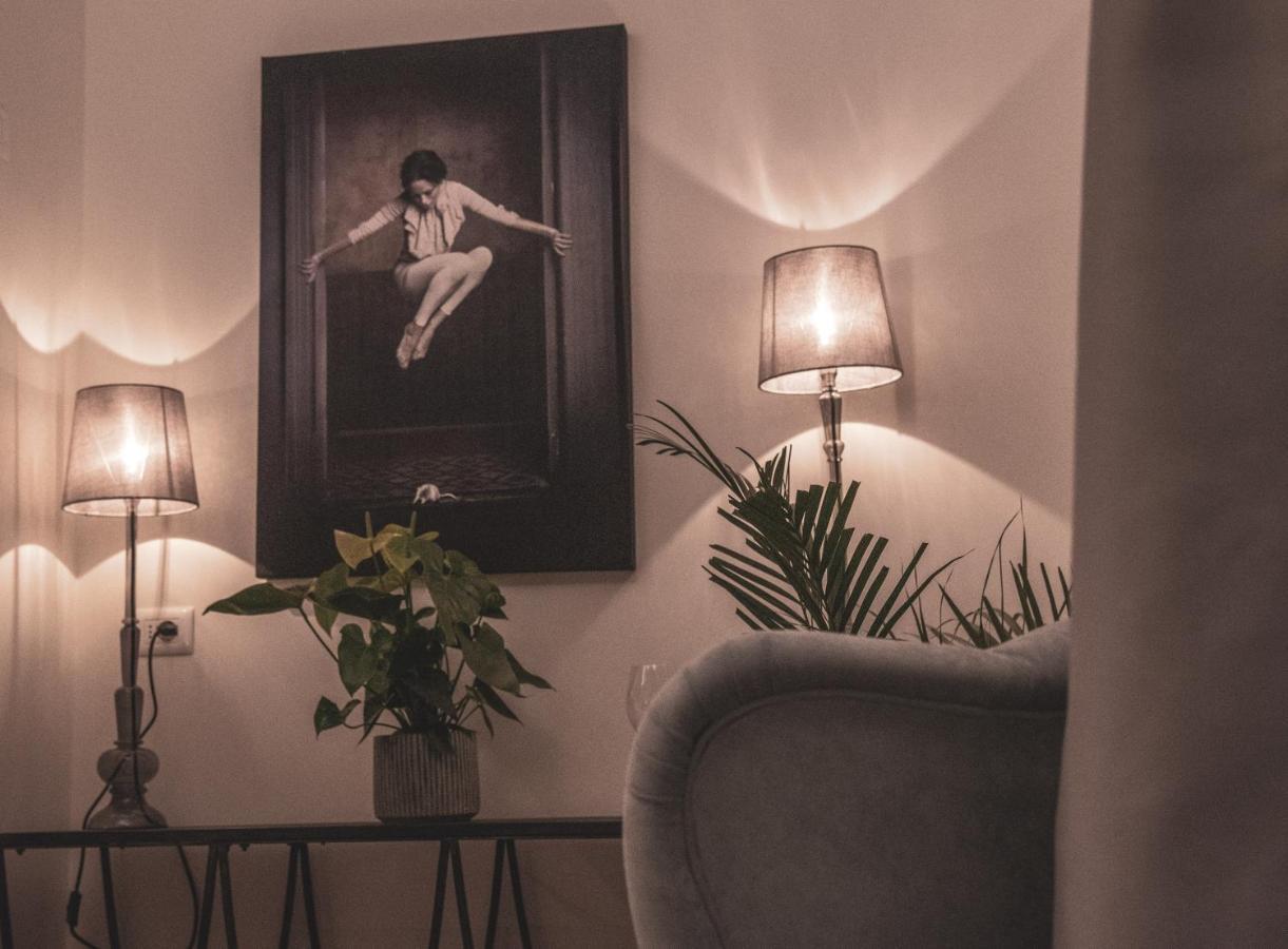 Borgo Piani - Camere Di Charme Mango Extérieur photo