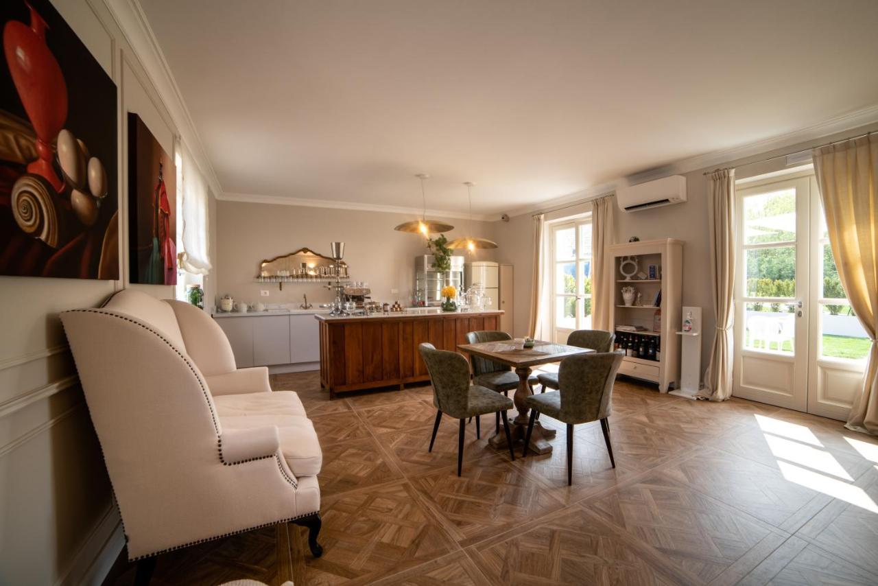 Borgo Piani - Camere Di Charme Mango Extérieur photo