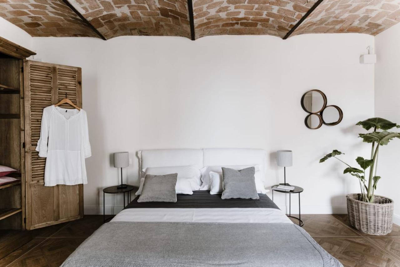 Borgo Piani - Camere Di Charme Mango Extérieur photo